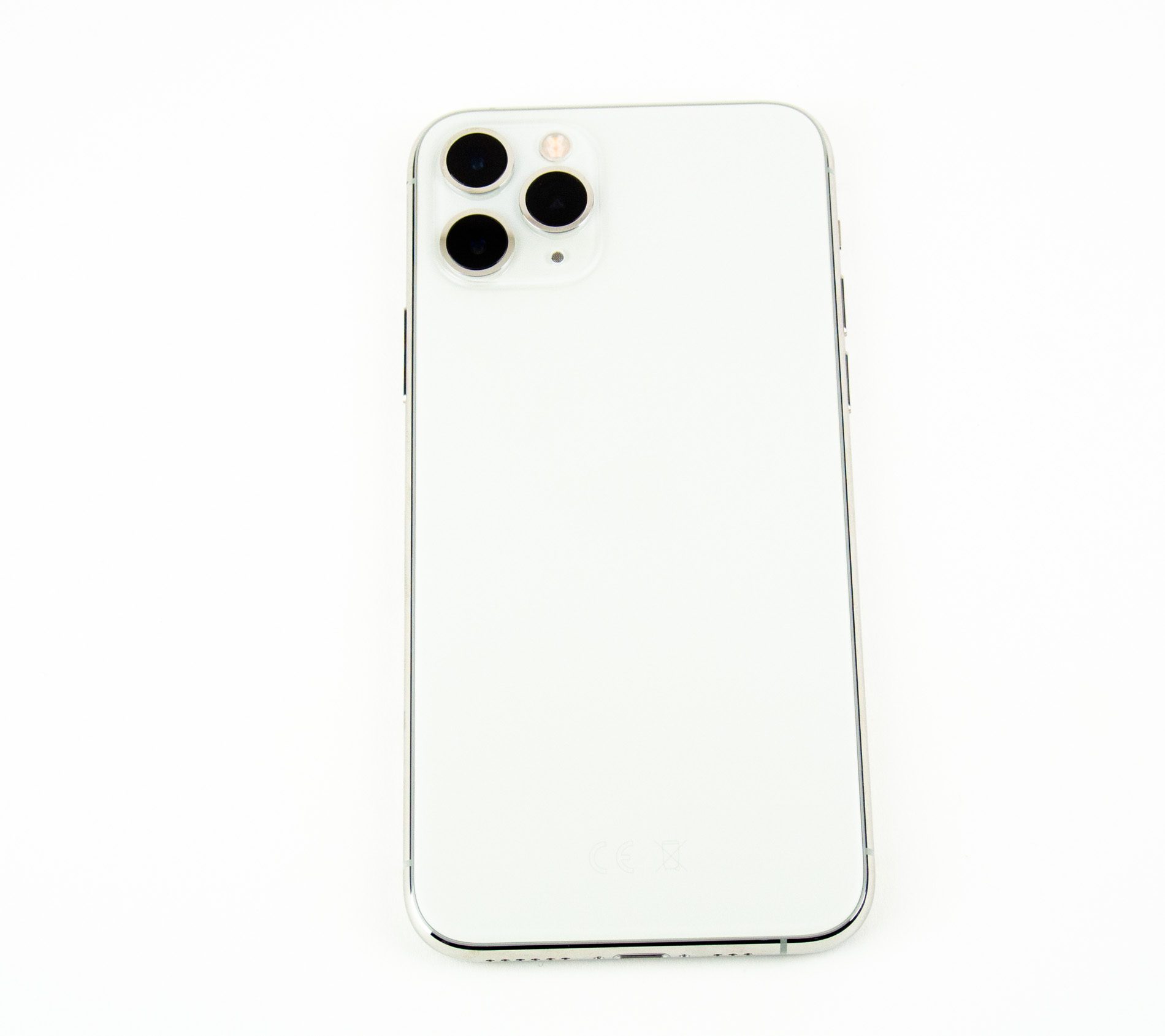 operator deblocat iphone11pro silver1