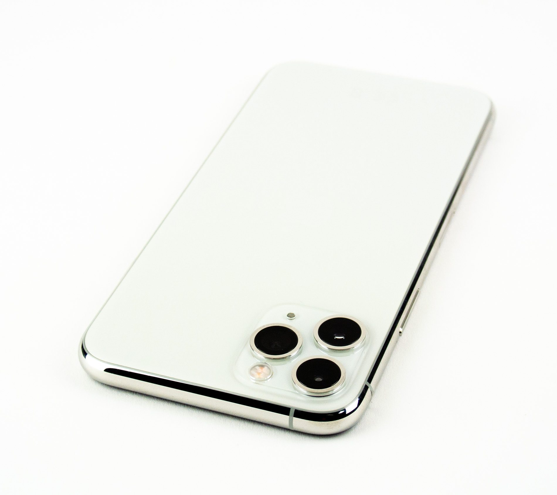 telefon iphone iphone11pro silver1